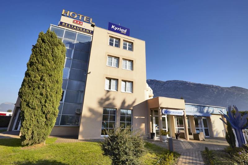 Hotel Le Neron - Logis Fontanil-Cornillon Exterior photo